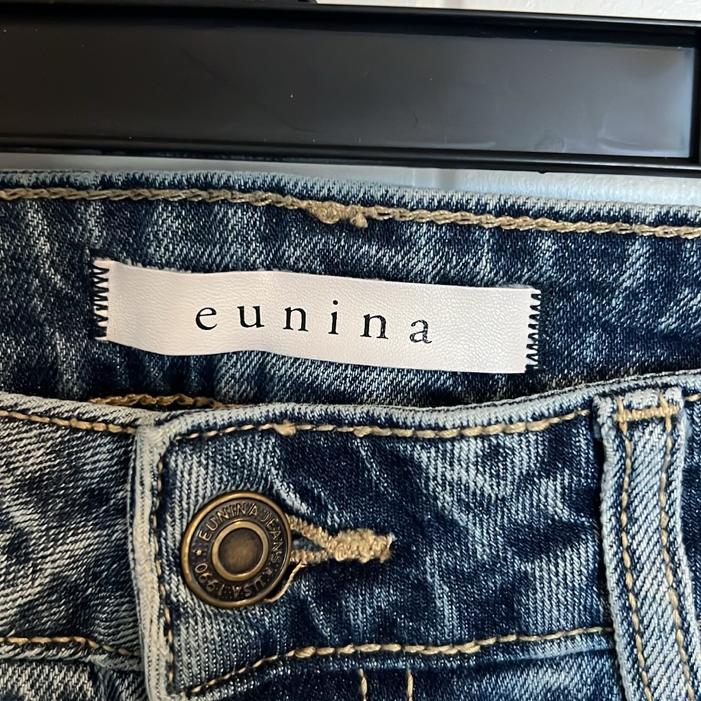 Distressed High Rise Mom Jeans - Picture 2 of 5